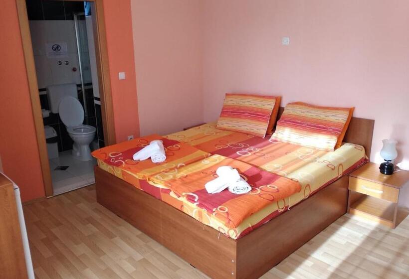 پانسیون Villa Mimi