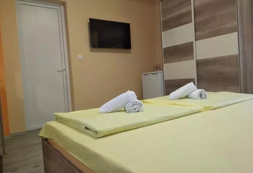 پانسیون Villa Mimi