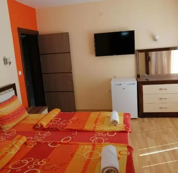 پانسیون Villa Mimi