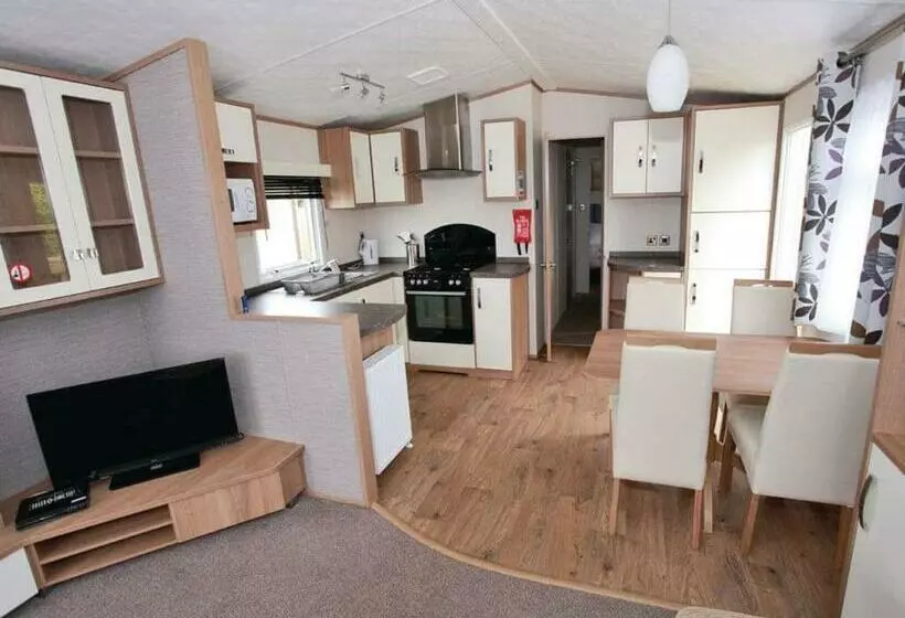 Lomakeskus Cowden Holiday Park