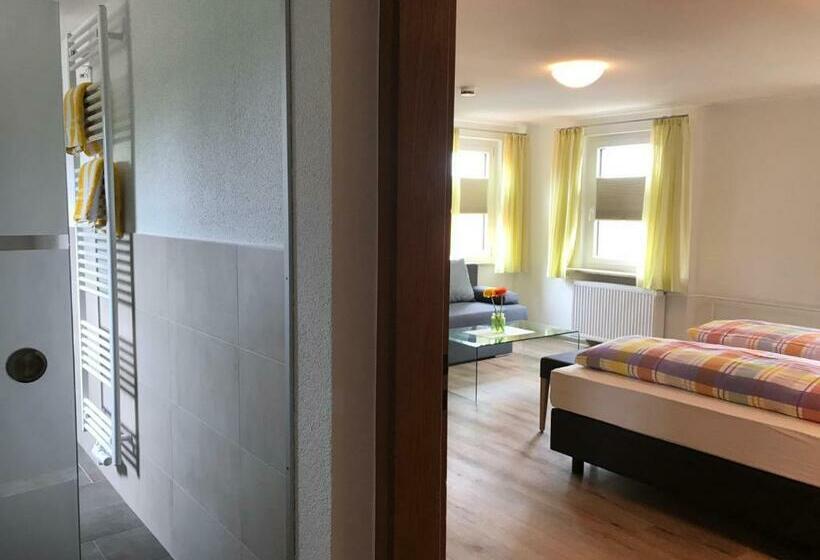 הוסטל Gasthof Rössle Ochsenwang