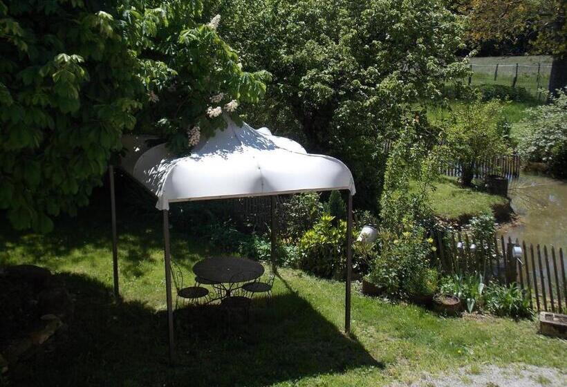 住宿加早餐  A La Mare Du Vieux Chêne