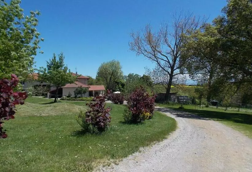 Aamiaismajoitus (B&B) A La Mare Du Vieux Chêne