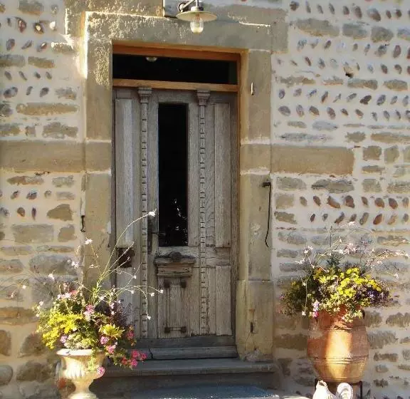 Aamiaismajoitus (B&B) A La Mare Du Vieux Chêne