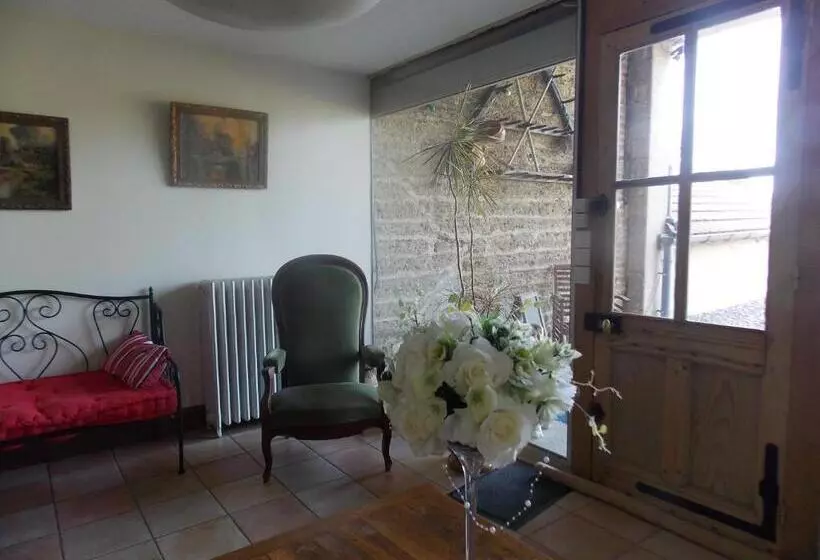 Aamiaismajoitus (B&B) A La Mare Du Vieux Chêne