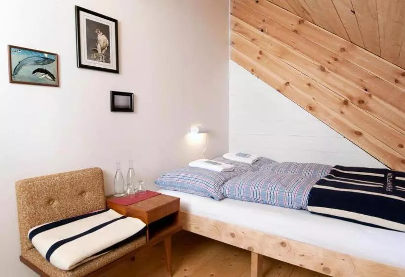 تختخواب و صبحانه Tungulending Guesthouse