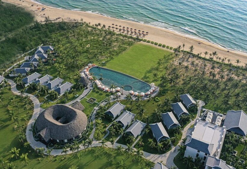 Bliss Hoi An Beach Resort & Wellness