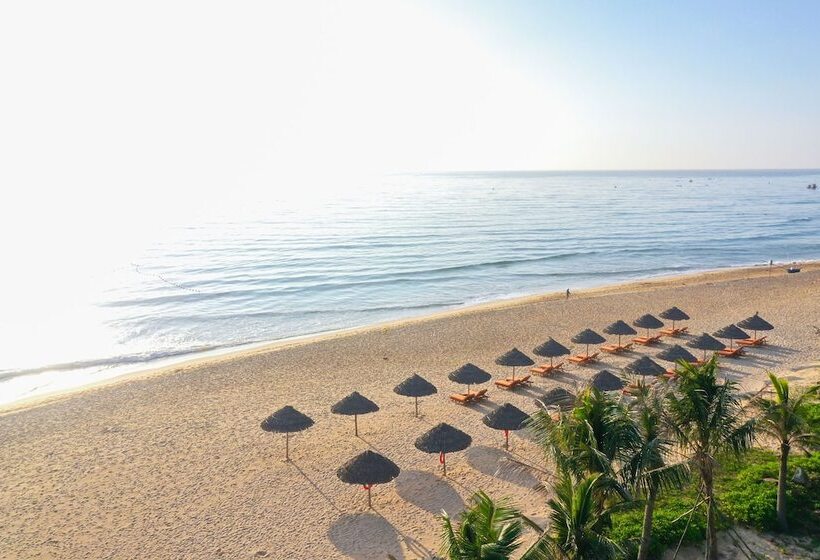 Bliss Hoi An Beach Resort & Wellness