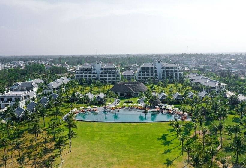 Bliss Hoi An Beach Resort & Wellness