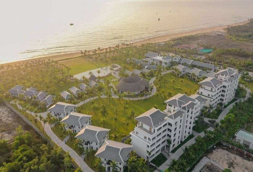 Bliss Hoi An Beach Resort & Wellness