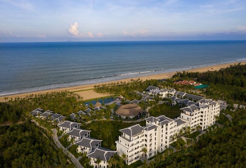 Bliss Hoi An Beach Resort & Wellness