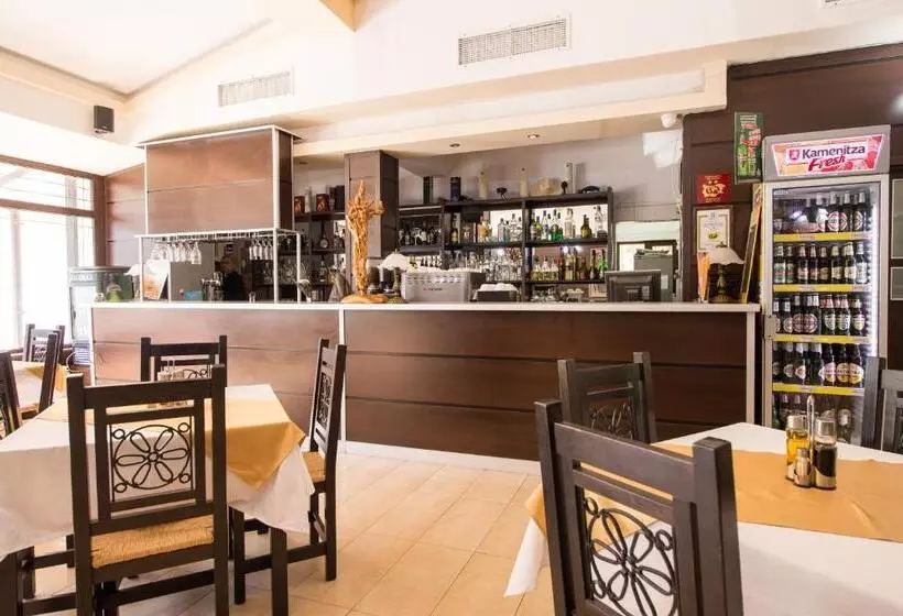 Family Hotel Hebar