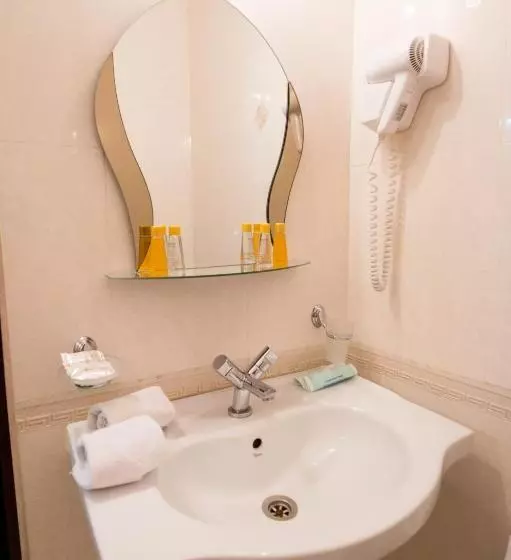 Family Hotel Hebar