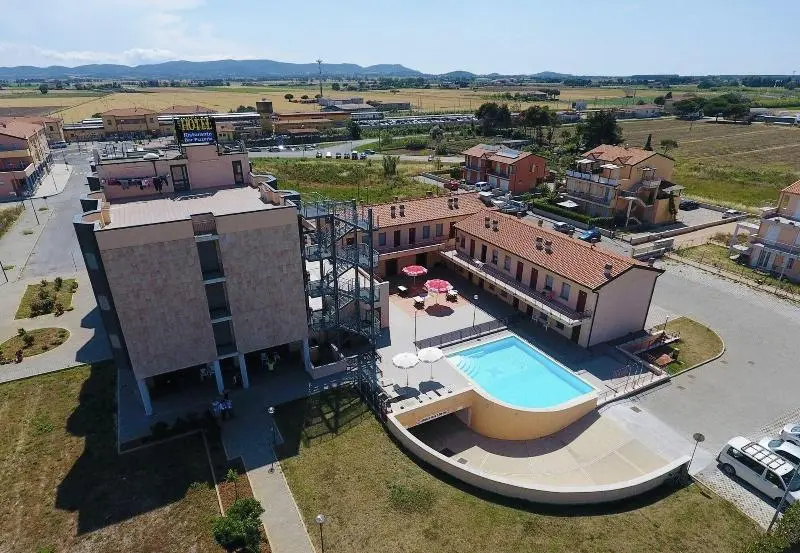 ホテル Grecale Venturina Terme