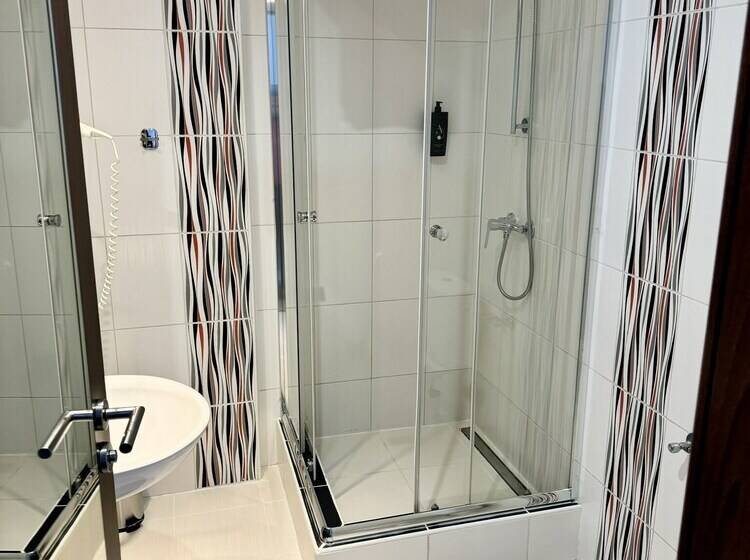 Hotel Rooftop City Residence With Deep Garage