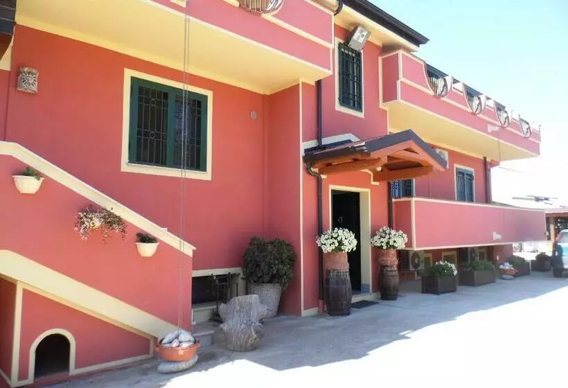 Le Palme Bed And Breakfast