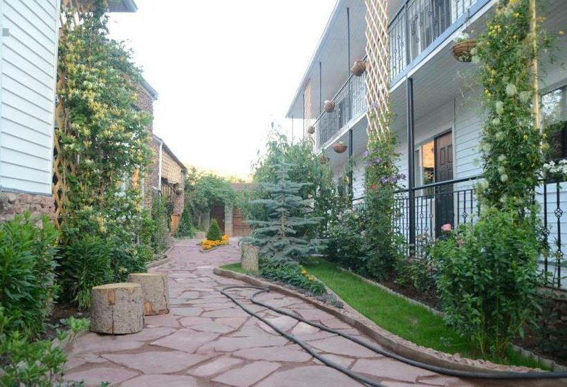 پانسیون Guest House Fairy Tale