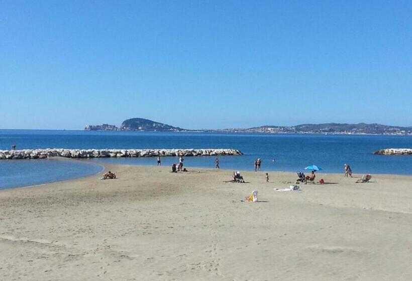 Пансион Parco Dei Gerani Il Monolocale Studio