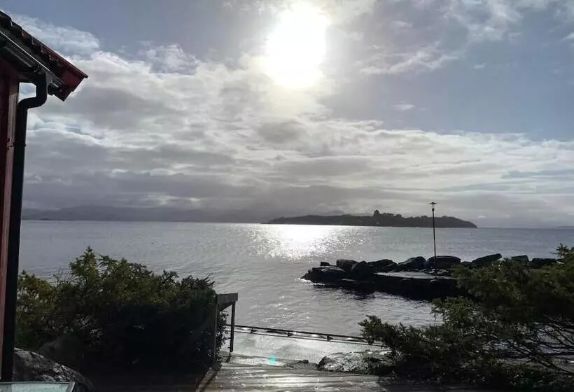 Majatalo Sjøberg Hotell Og Ferie Leiligheter