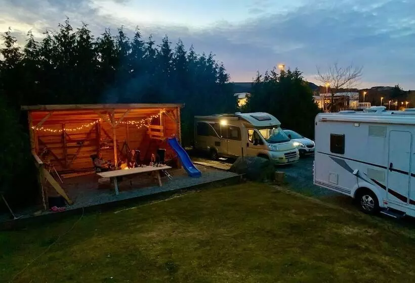 Majatalo Sjøberg Hotell Og Ferie Leiligheter