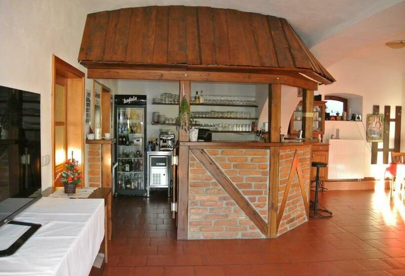 فندق صغير Penzion U Farmáře