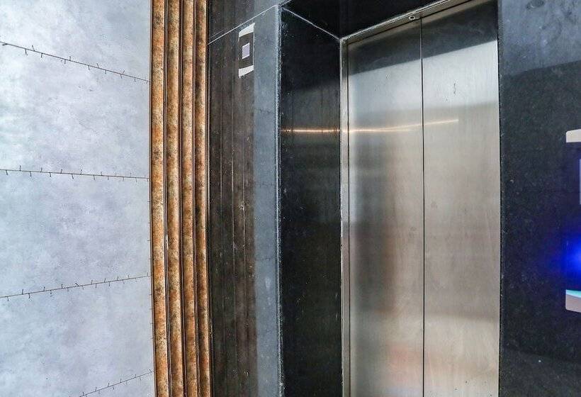 Fabhotel Usha Continental