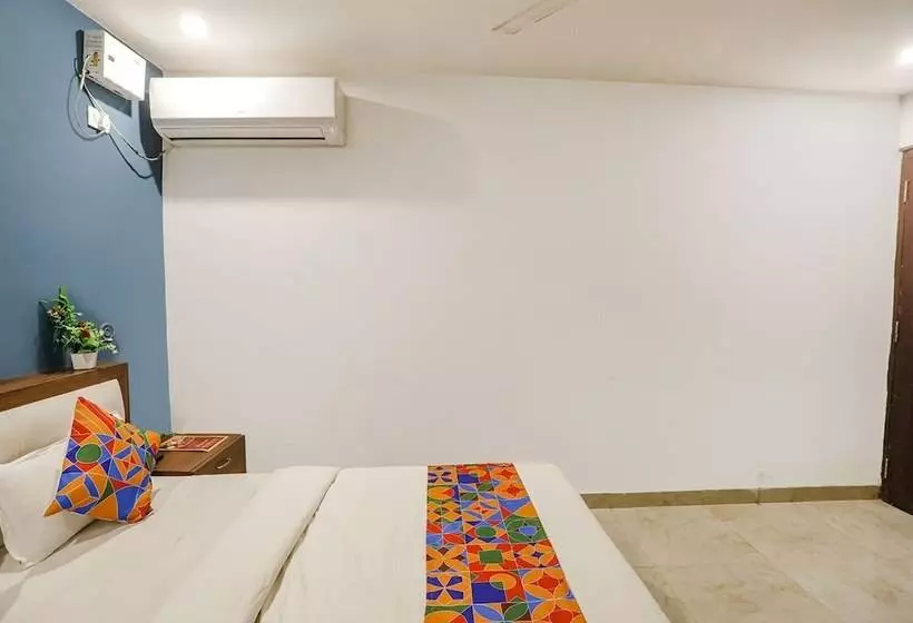 Fabhotel Usha Continental