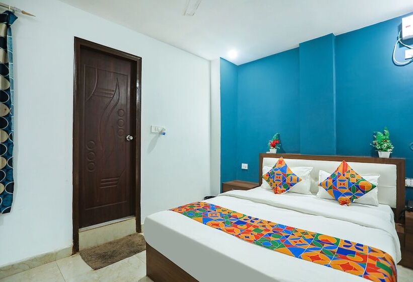 Fabhotel Usha Continental