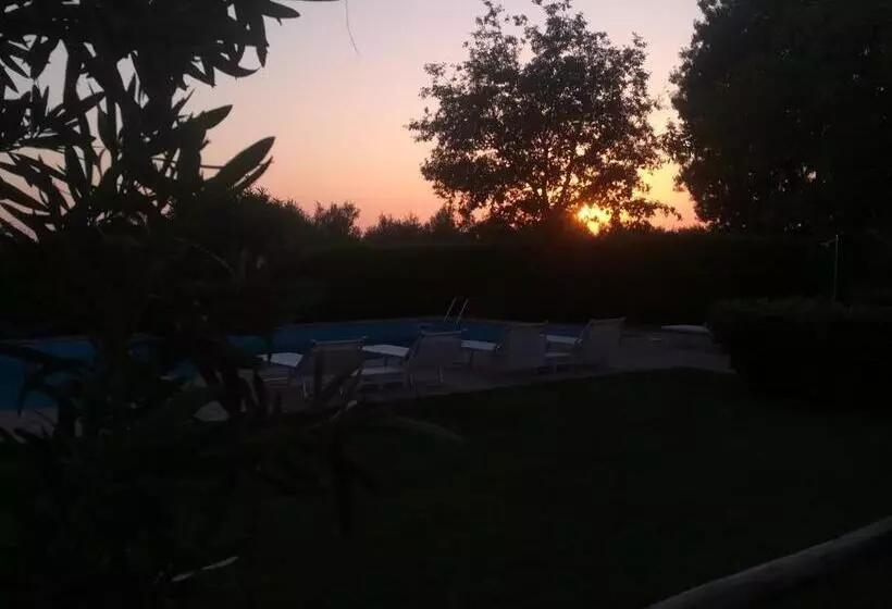 ホテル Agriturismo Podere San Carlo