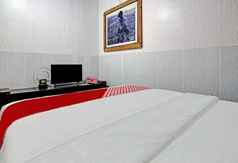 Hotelli Oyo 90358 Poris Residence Syariah