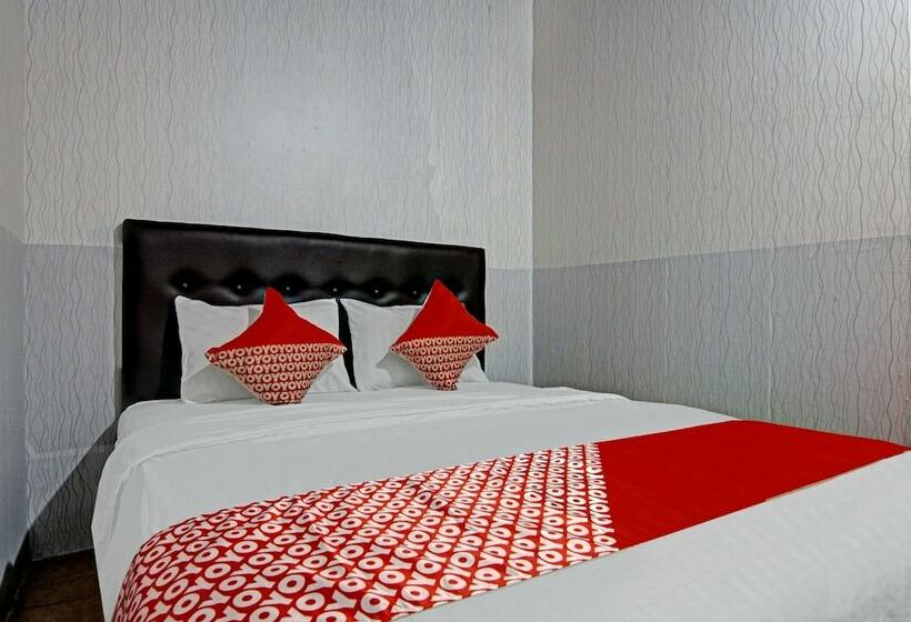 בית מלון כפרי Oyo 90358 Poris Residence Syariah