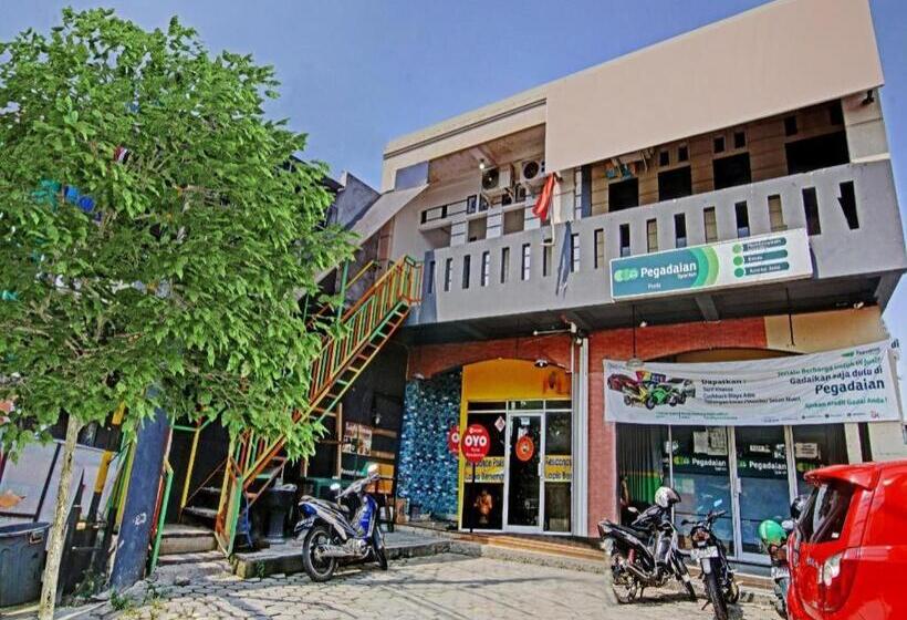 בית מלון כפרי Oyo 90358 Poris Residence Syariah