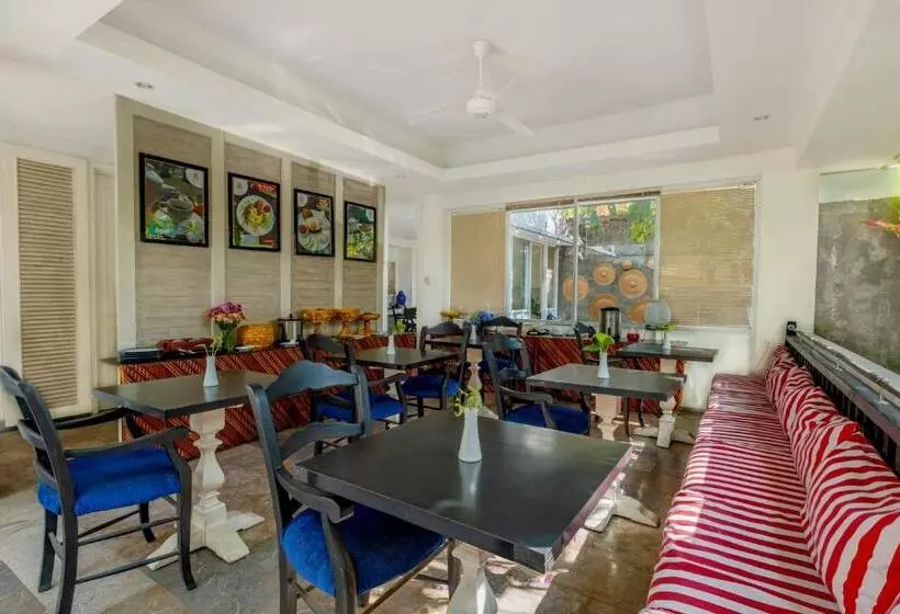 ホテル The Kanjeng Suites Petitenget