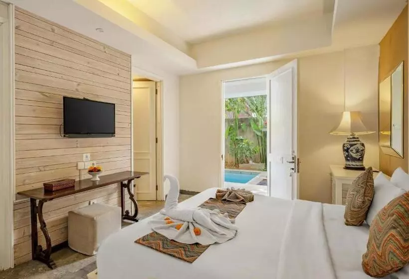 ホテル The Kanjeng Suites Petitenget