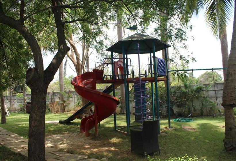 בית מלון כפרי Vedic Village Sriperumbudur Formerly Known As Citrus