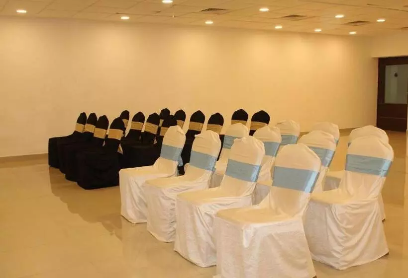 Hotelli Vedic Village Sriperumbudur Formerly Known As Citrus