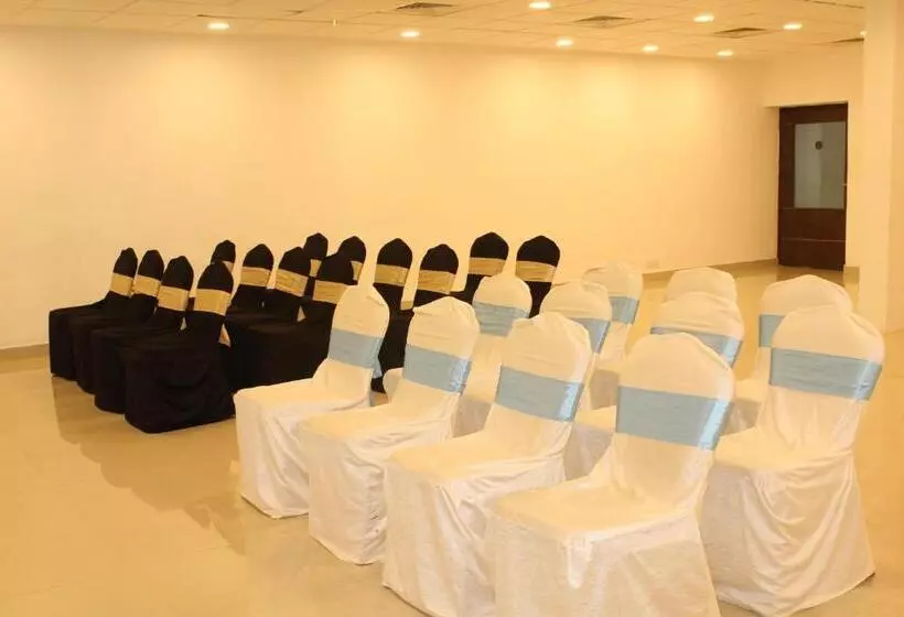 Hotelli Vedic Village Sriperumbudur Formerly Known As Citrus