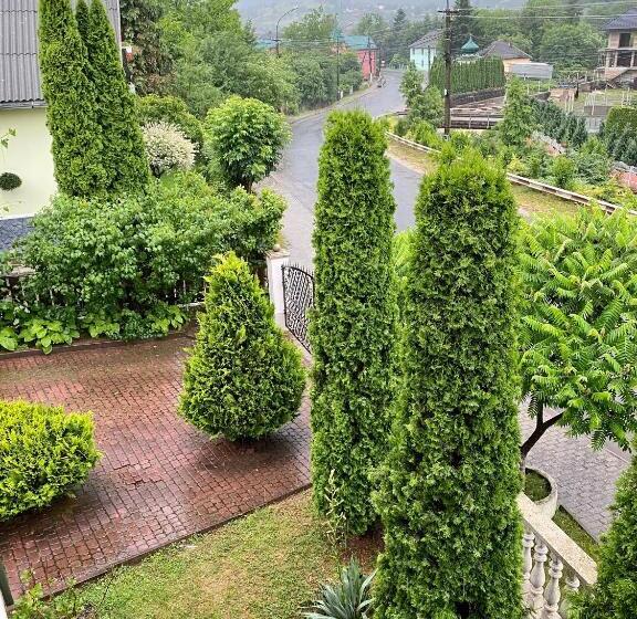 پانسیون вилла поляна