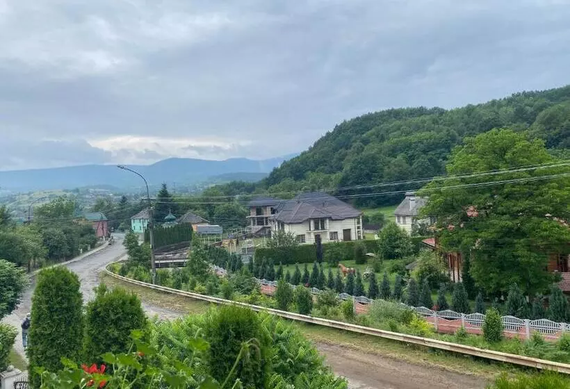 پانسیون вилла поляна