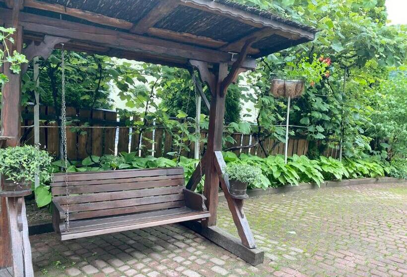 پانسیون вилла поляна