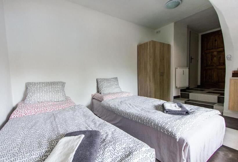 פנסיון Penzion 43