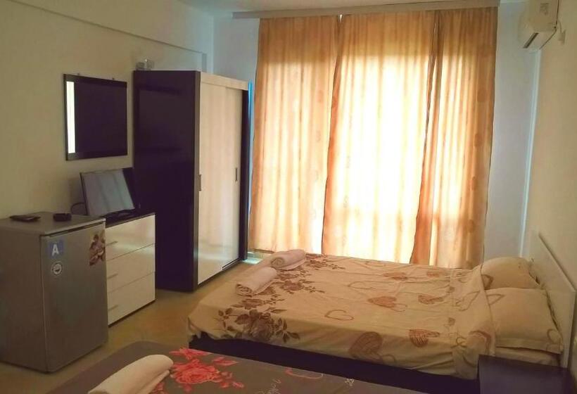 펜션 Tangra Guest House