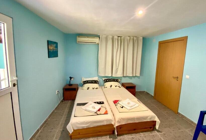 Pensió Villa Jackie