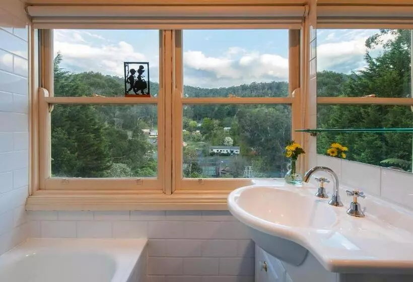 Charnwood Cottages In Warburton