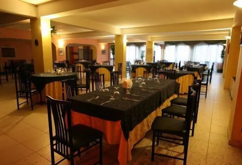 هتل All'antico Pozzo