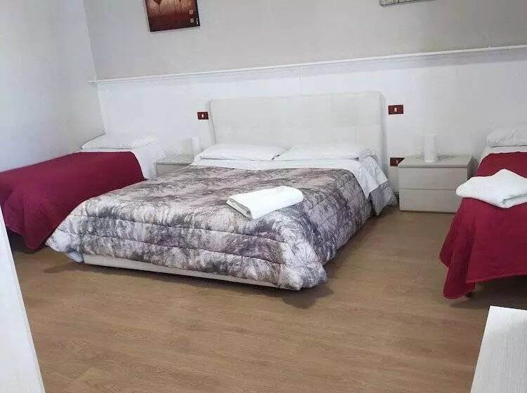 هتل All'antico Pozzo