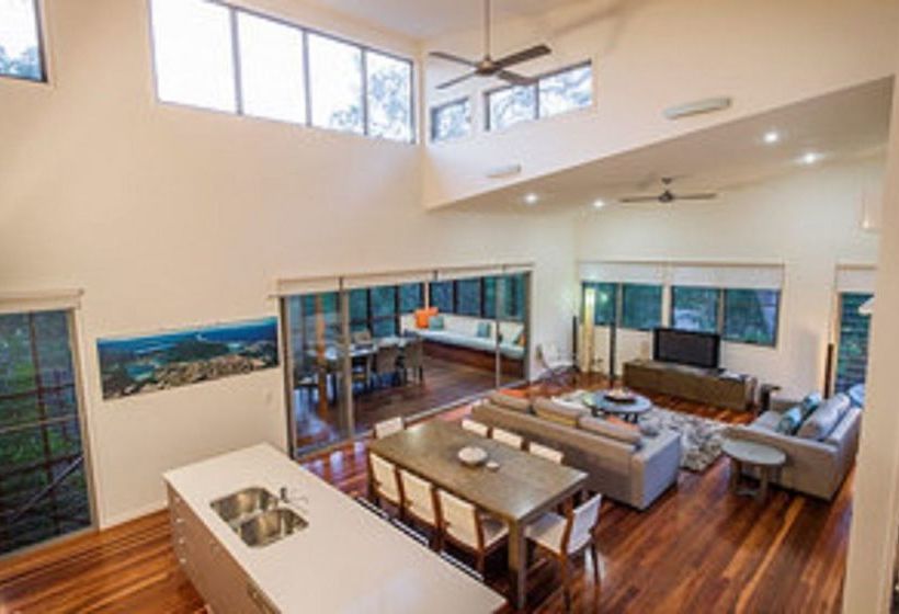 Отель Beach Road Holiday Homes