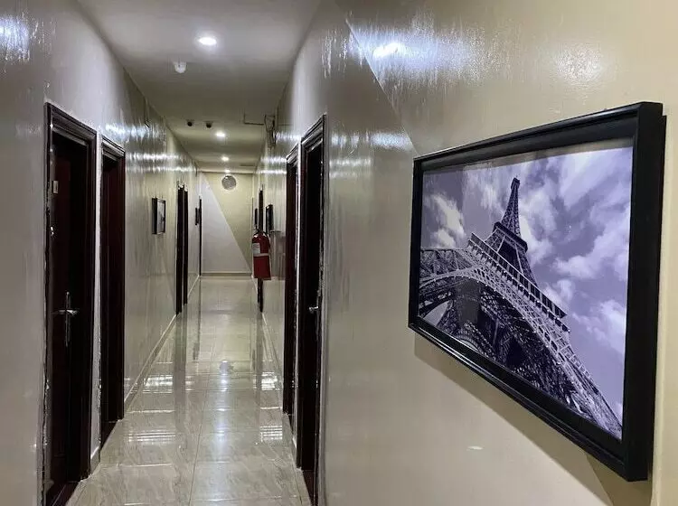 هتل Crown Palace Inn