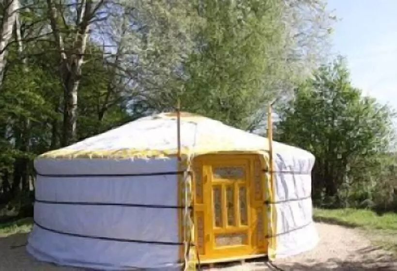 Отель Domaine La Roche Bellin