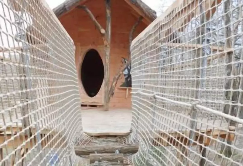 Отель Domaine La Roche Bellin